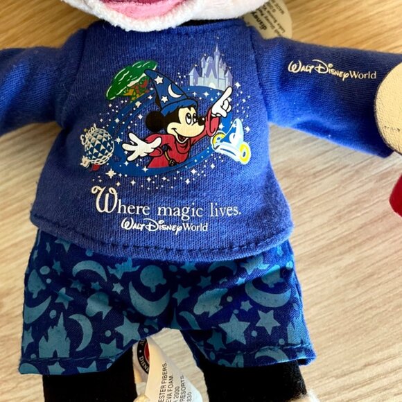 Vintage Mickey Mouse Bean Bag Plush Where Magic Lives Holding Souvenir Cap - Picture 4 of 11